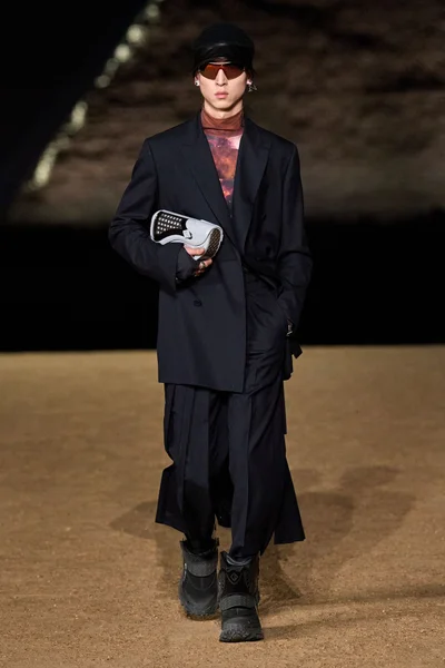 Look 73